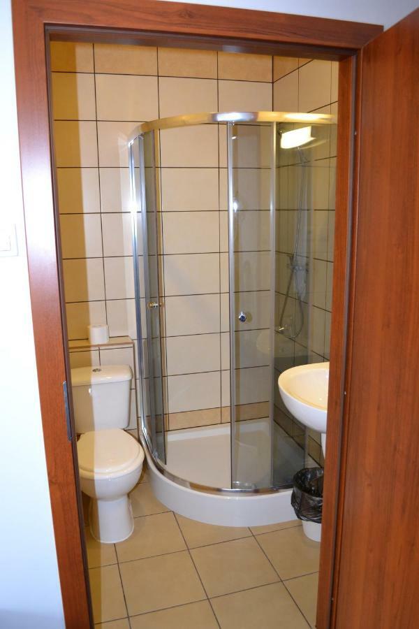 Hostel Mikolajczyka59 ソスノヴィエツ エクステリア 写真