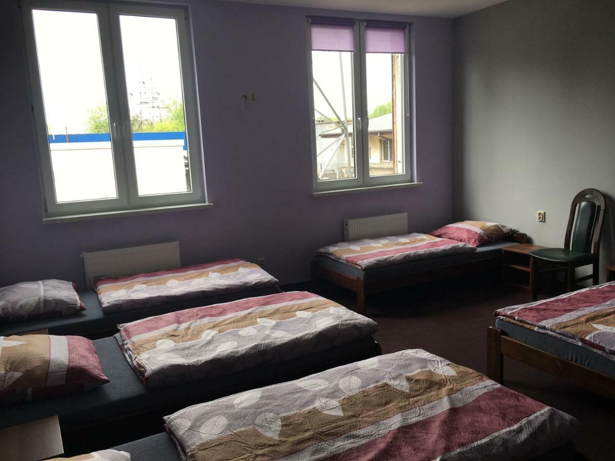 Hostel Mikolajczyka59 ソスノヴィエツ エクステリア 写真