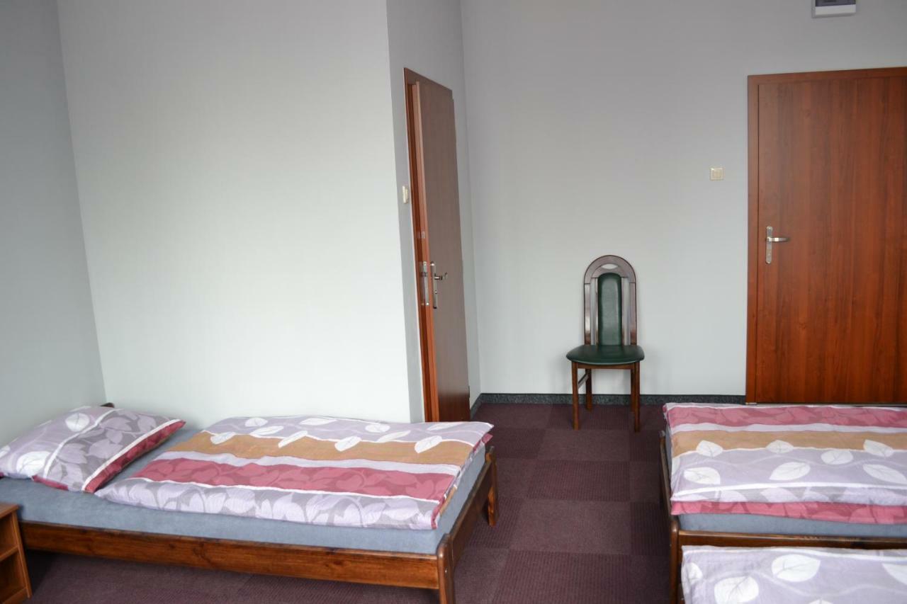 Hostel Mikolajczyka59 ソスノヴィエツ エクステリア 写真
