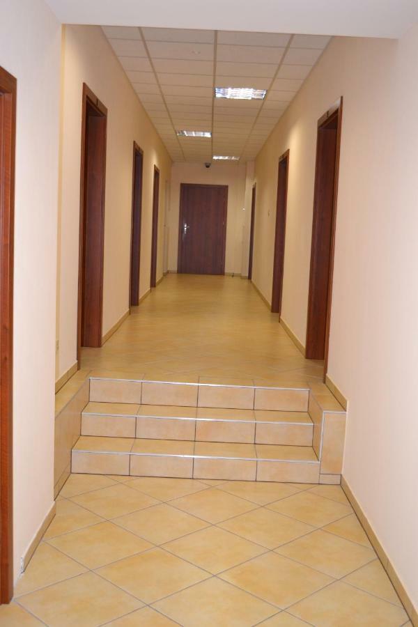 Hostel Mikolajczyka59 ソスノヴィエツ エクステリア 写真